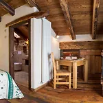 Guest house La Maison D'antan 3*