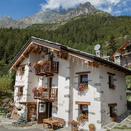 Penzion La Maison D'antan Bionaz