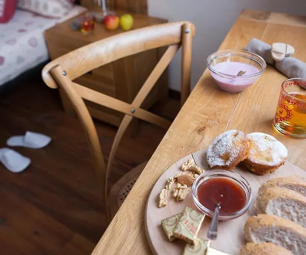 Gasthuis La Maison D'antan 4*